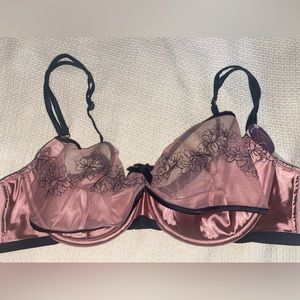 Cacique quarter cup bra NWT 44C pink/black